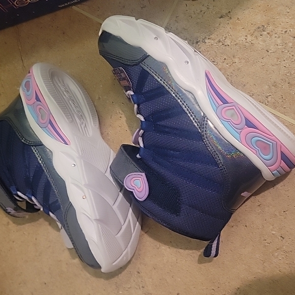 NEW! SKETCHERS Sweetheart Lights Love To Shine High Top Sneaker Ankle Boot 10. - Picture 6 of 10